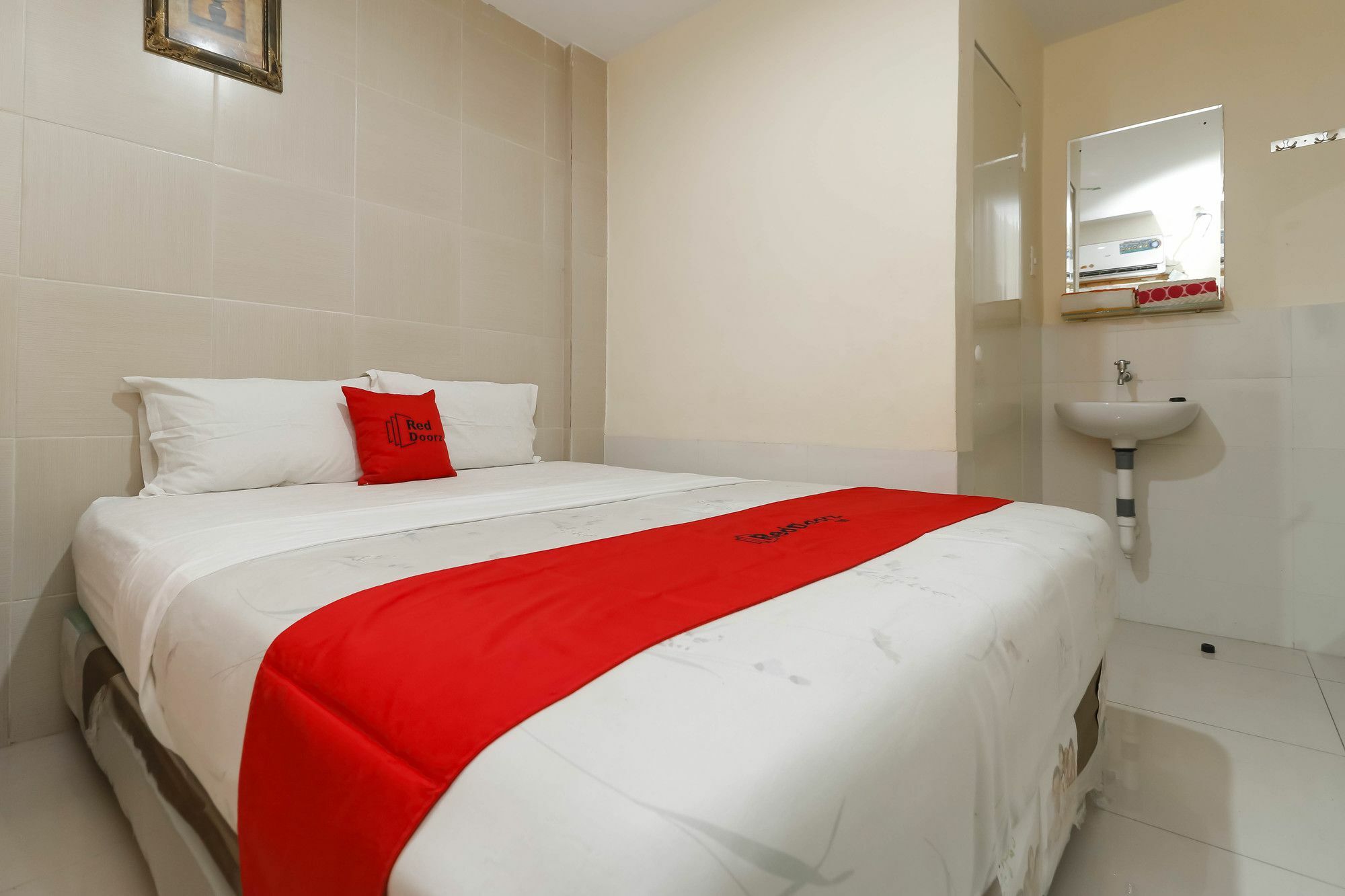 Reddoorz Near Maimun Palace Medan Ngoại thất bức ảnh
